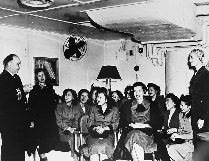 SS Argentina arriving in New York with British war brides, February 1946
